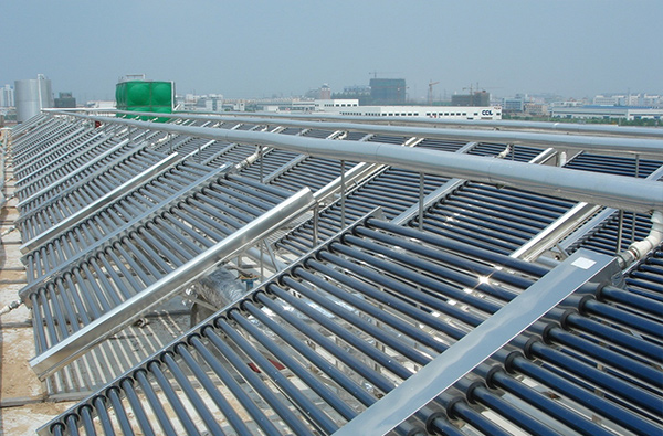 屋顶一体化太阳能热水系统